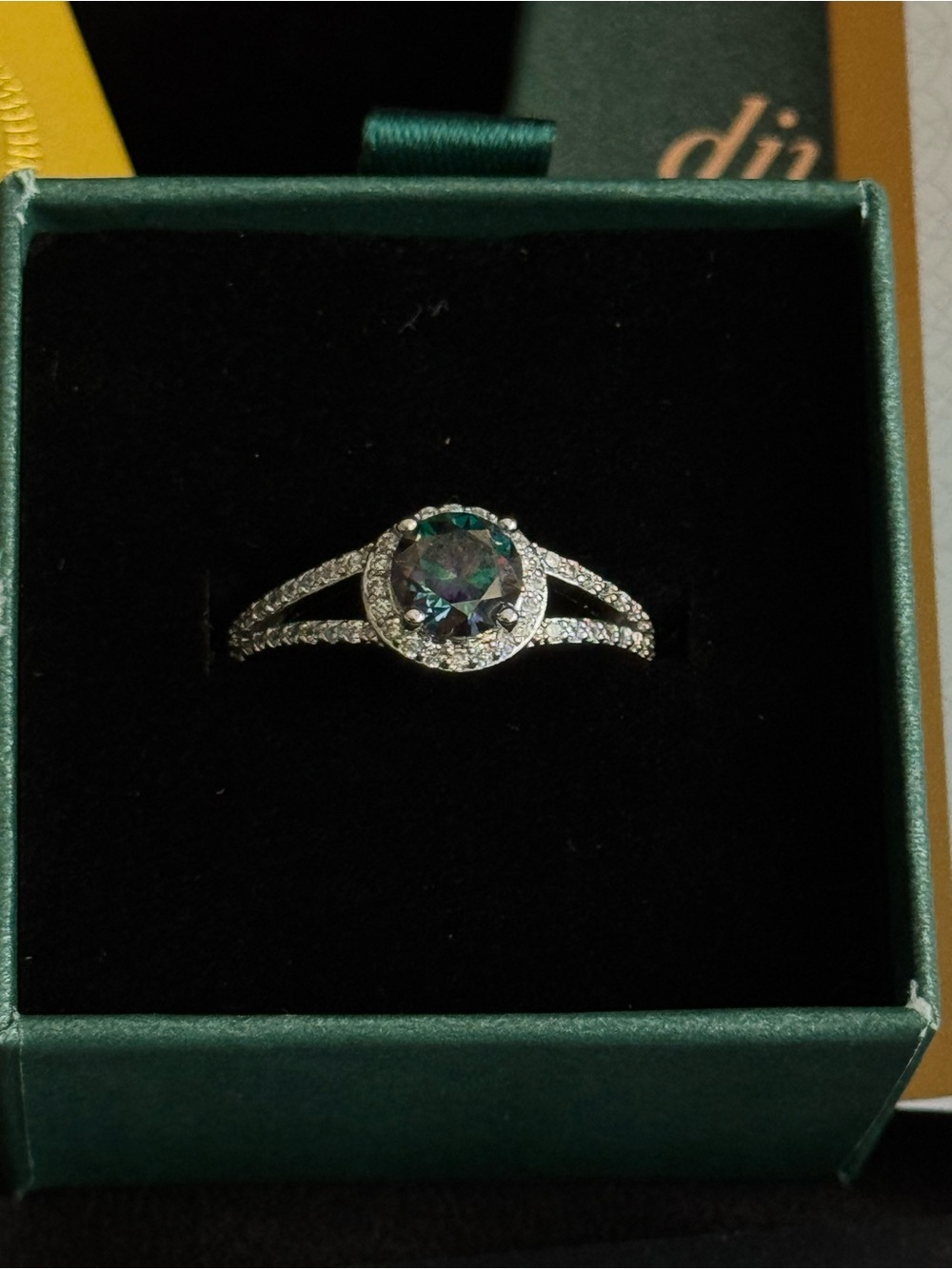 1 Carat Moissanite Green Purple blue GRA Certified Engagement ring - Size 10 - Picture 5 of 9